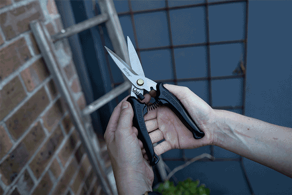 Lock the Black Panther Industrial Snips shut using the safety latch.